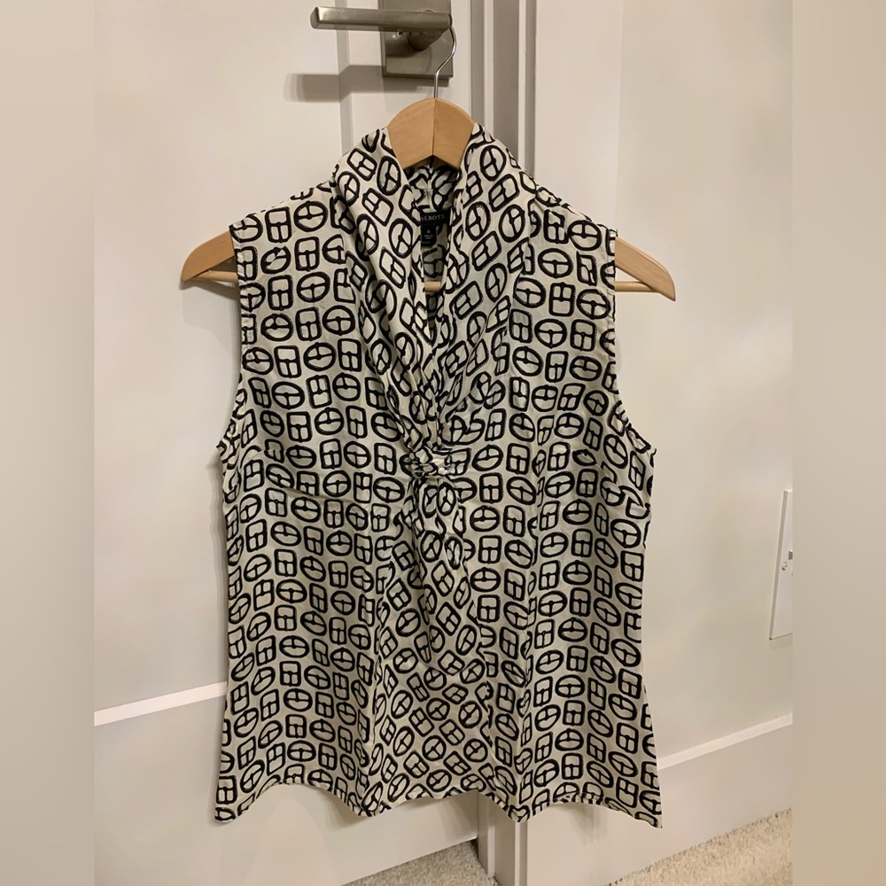 Talbots. Sleeveless top. Size 8.